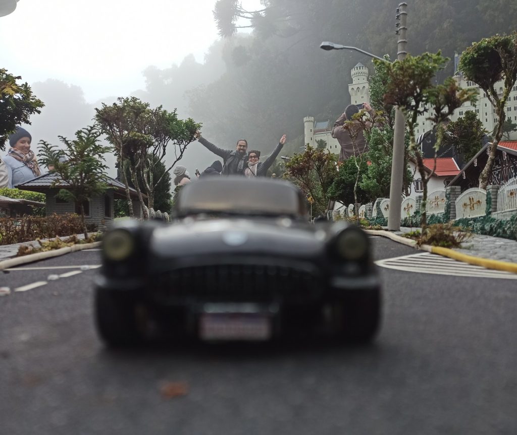 Viaje na real no parque mini mundo, em gramado